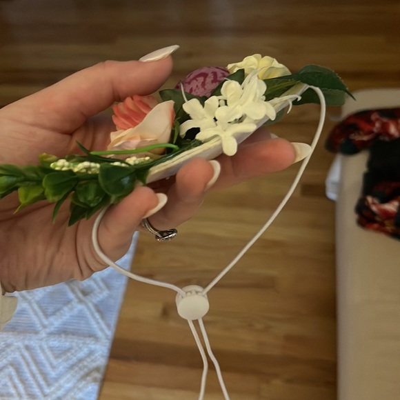 Gorgeous dog flower crown - Picture 2 of 3